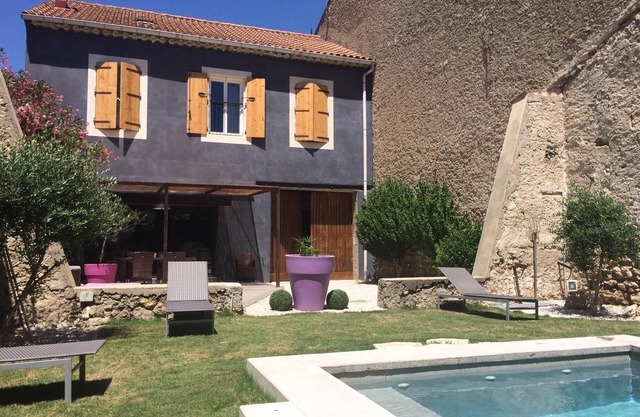 Pretty house with heated swimming pool, garden, terrace, 4 bedrooms, 2 bathroom