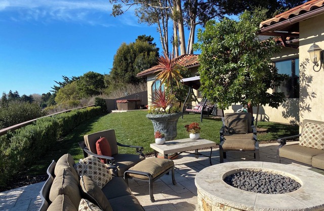 Back on listings - Popular Luxury Home in Carmel-By-The-Sea , 30+ days min stay
