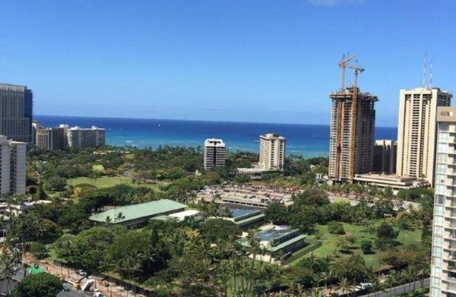 Oceanview Cozy and Clean Waikiki Studio