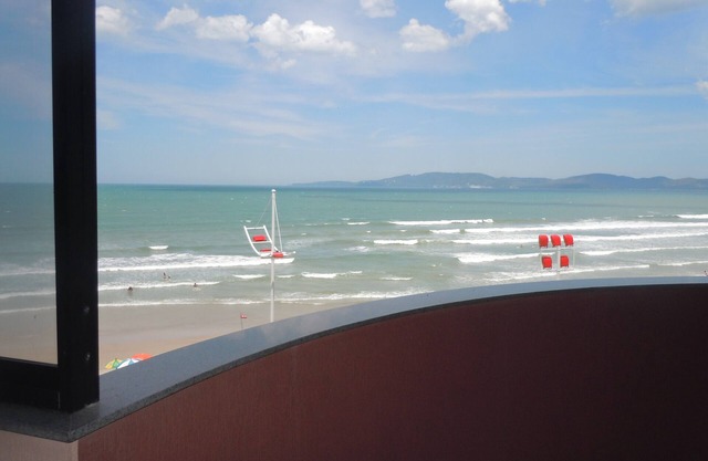 Emplacement privilégié face à la mer
