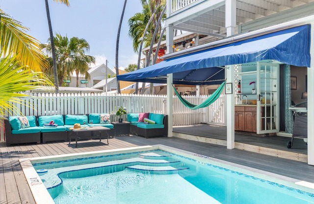 Blue Heron by AvantStay | Pool & BBQ in Key West