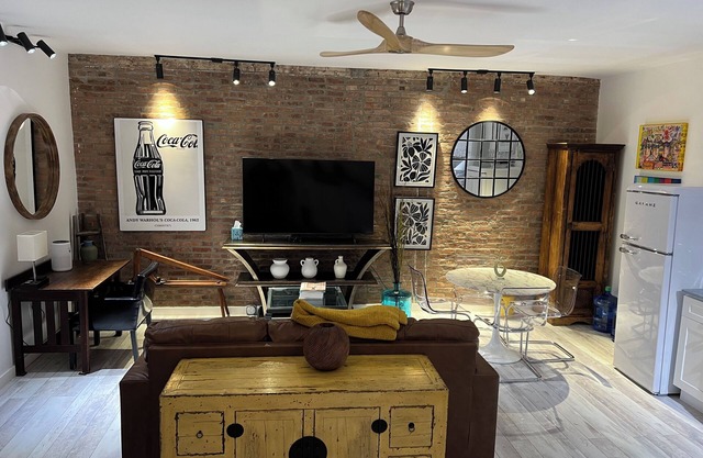 Prime Park Slope 2-bedroom totally renovated apartment with every amenity