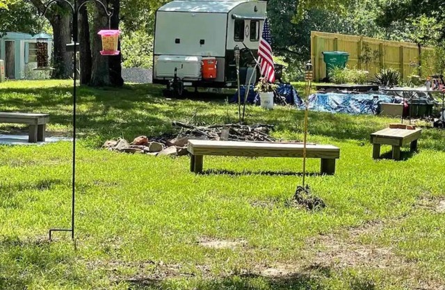 Primitive Glamping Minutes from the River, Fishing, Swimming, Shopping, & Hiking