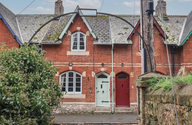 PRIMROSE COTTAGE, familial et convivial à Kenton, Exeter, Ref 994090