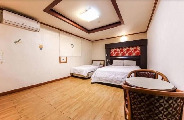 Prince Motel