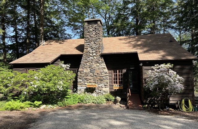 Pristine Private Lake Cottage à West Hartland CT - 3 saisons