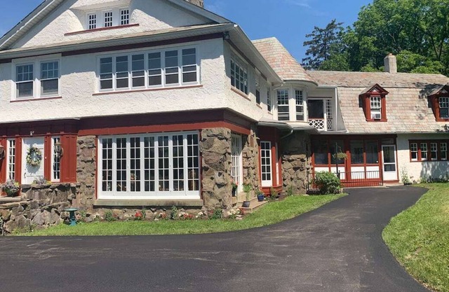 Privacy abounds at the Waverly Mansion.