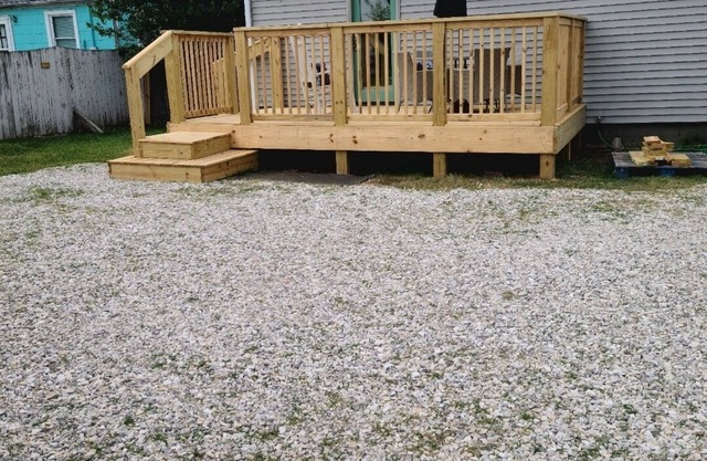 Private 2 bdrm apartment in the heart of the city. Pet friendly.