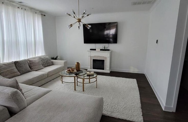 Private 2 Bedroom 2.5 Bathroom townhouse