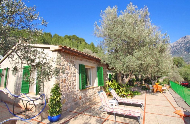 Cottage privé et paisible avec vue sur les montagnes à Soller
