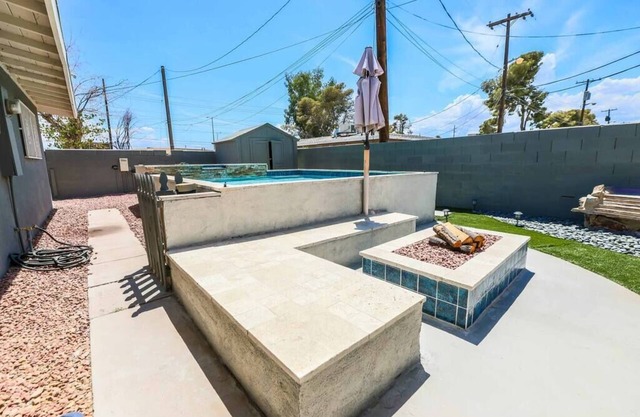 Private and Spacious Villa with Beautiful Pool!