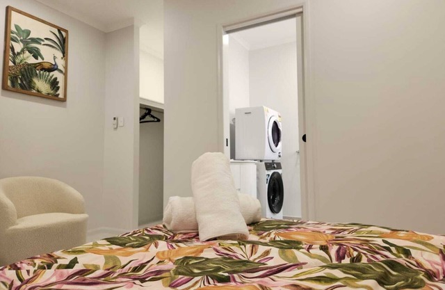 Private Apartments in Cosgrove, Townsville
