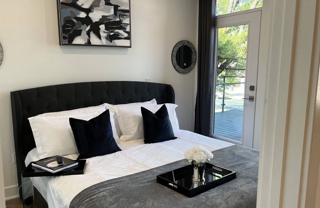 Private Apartment in the Heart of Dc