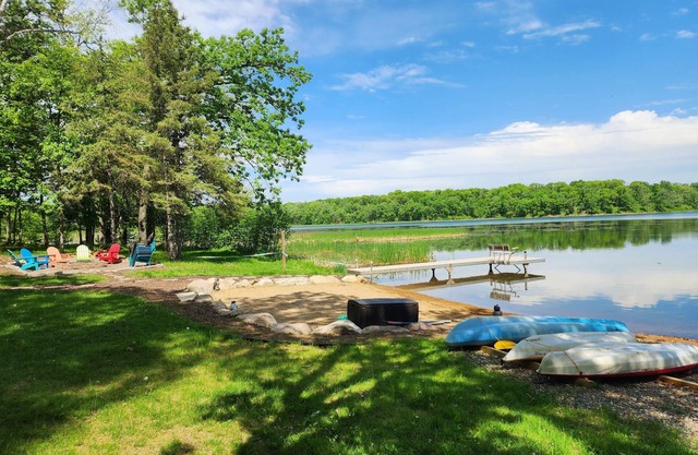 Private Beach, Beautiful Lake Home, Fishing, Recreation - Everything You Need!