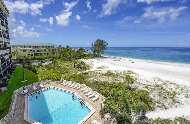 Private Beach Condo In Village