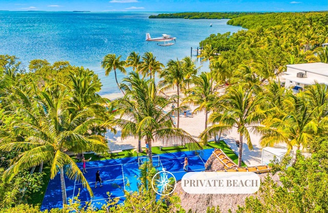Private Beach Ocean Front Oasis / Pickleball court / Heated Pool / Designated Paradise Key