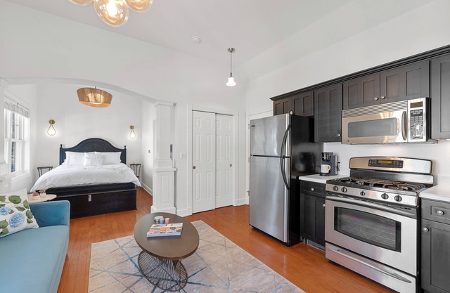 Charming resort in awesome Elkhart Lake with WiFi, AC