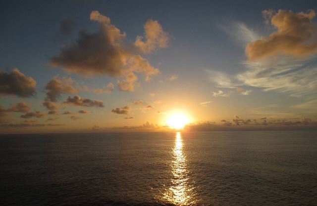 Plage privée et couchers de soleil spectaculaires! Le plaisir des amoureux de la plage.