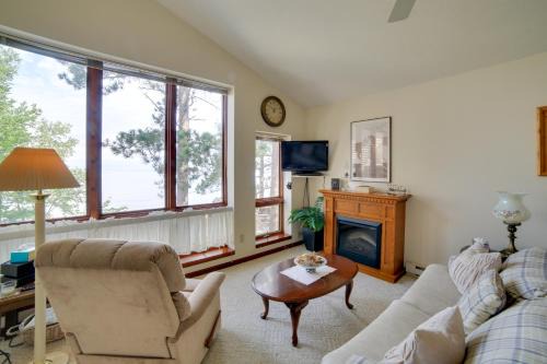 Private Beach! Year-Round Lake Superior Retreat