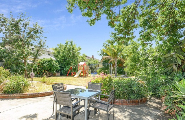 PRIVATE BEDROOM | CLOSE TO ASHFORD HOSPITAL, CITY & BEACH