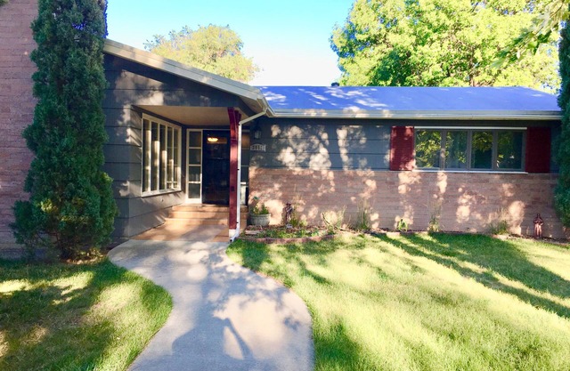 Chambre privée avec très confortable roi de Californie