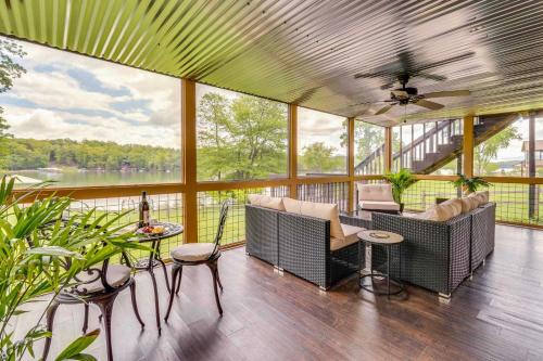 Private Boat Dock and Grill Lake Chatuge Getaway!