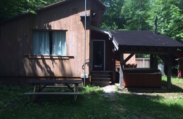 Cottage de montagne privé avec bain à remous! Moins de 2 miles de Stratton Skiing!