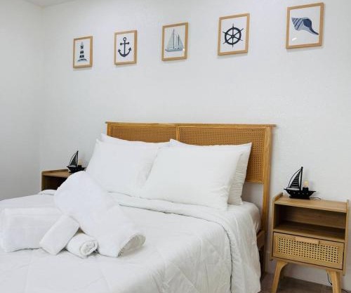 Private, cozy, beach guest-suite C