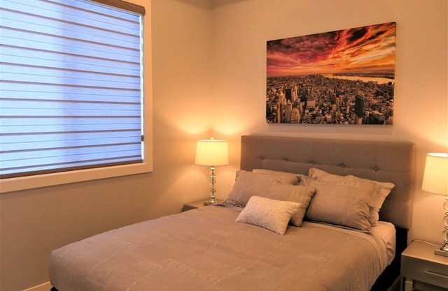 Private & Cozy*Disneyland & Beaches