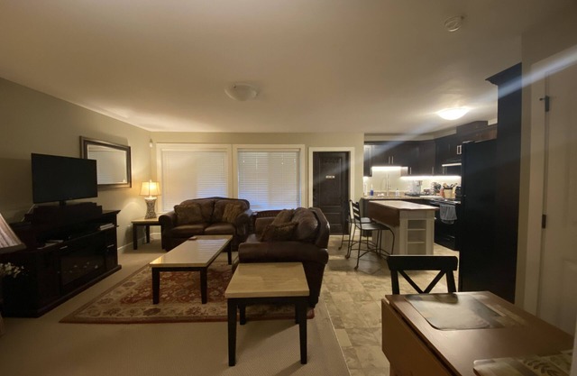 Suite 2BR spacieuse pour voyages d'affaires et en couple ou en famille