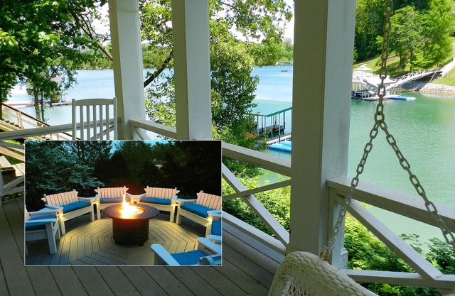 Private dock/gazebo on quiet cove. Tims Ford Lake!