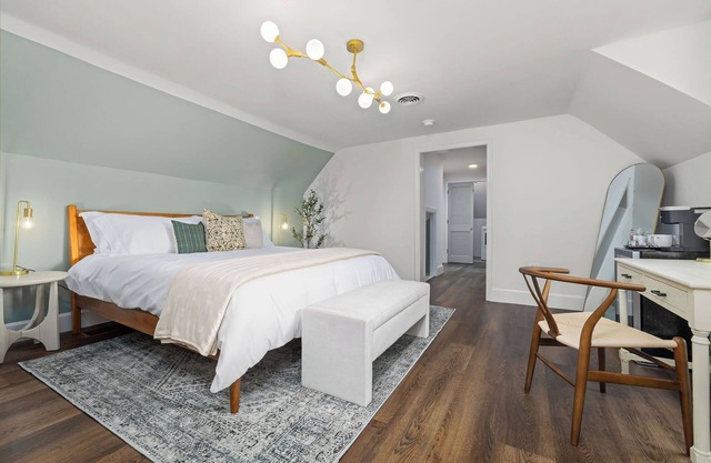 Private family-friendly suite w/ playroom at boutique inn!