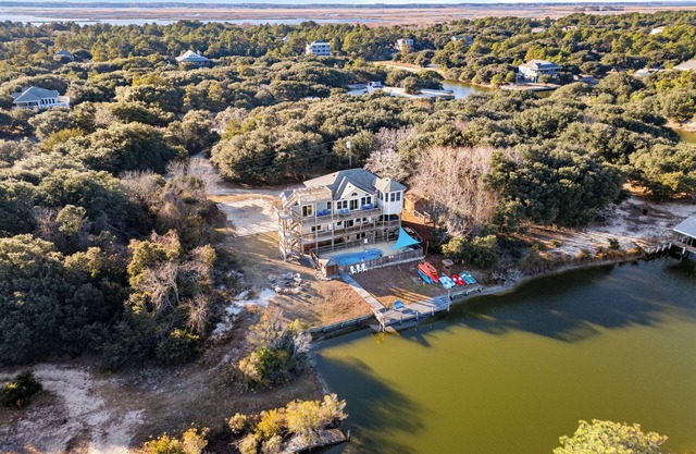 Private family-run waterfront beach house near Carova firehouse on 4x4 beach.