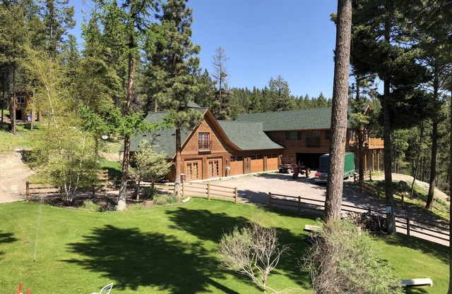 5 Star Private Gated 10 Acre Estate 4 Bedrms 5 Bathrms Sleeps 10 Chefs Kitchen