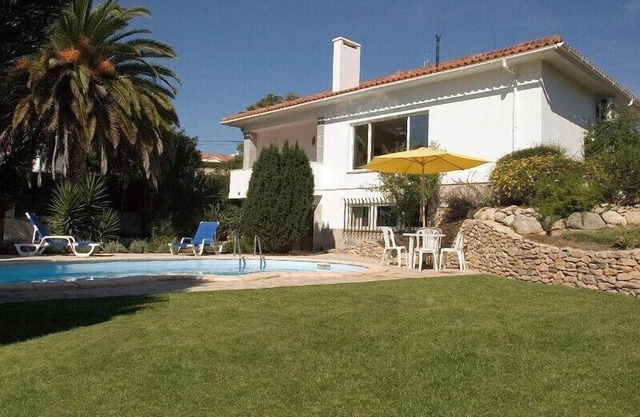 Holiday villa rental in Colares ,Lisbon Coast, near the beaches