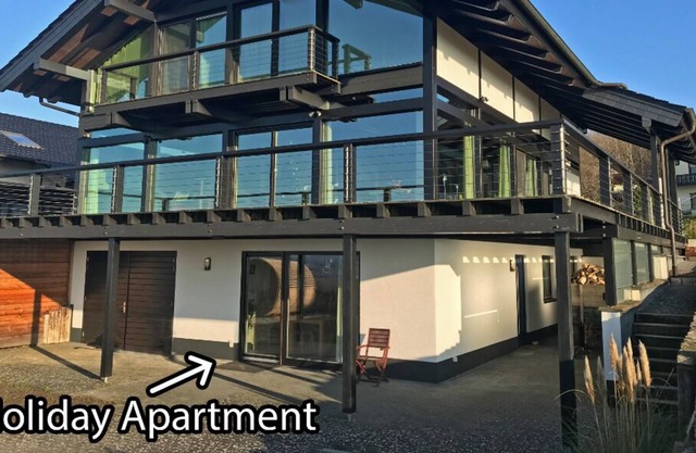 Appartement de vacances privé dans le Hunsrück avec une vue magnifique sur la vallée et un sauna en cèdre