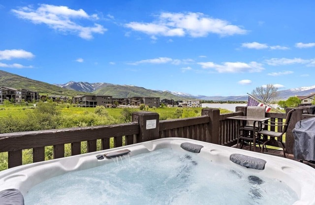 Remodeled Mountain Condo - 2 Bedroom Huntsville Location de vacances