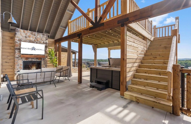 Private Hot Tub-Free Attraction Tickets-Lake Lookout-Community Indoor & Outdoor Pools