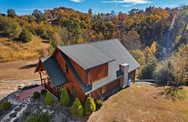 Big Yard, Hot Tub, Pool, Game Room, 50% Off Soaky MT!