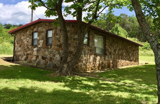 Maison privée située à quelques secondes de l'accès à Norfork et White River