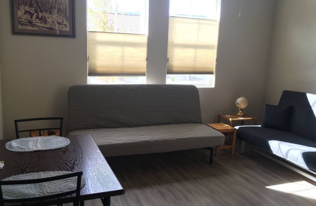 Private in-law quarters in private home. Private entry, bathroom with shower.
