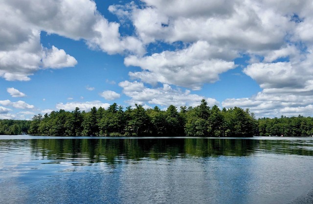 Private Island Oasis Sur le lac Thompson idéal pour les escapades en famille ou Vacances!