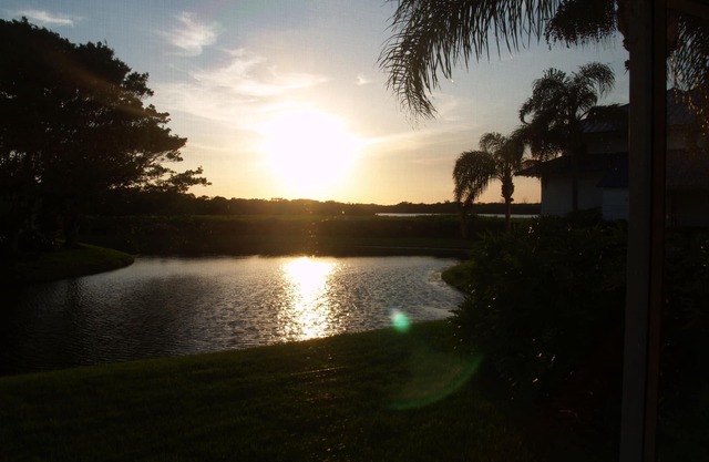 Private Isle in 24 hr gated, guarded community.1 free bridge to white sand beach