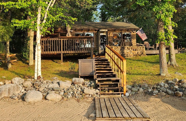 New property listing! Private lake cabin. WiFi, Beach, Pontoon Rental