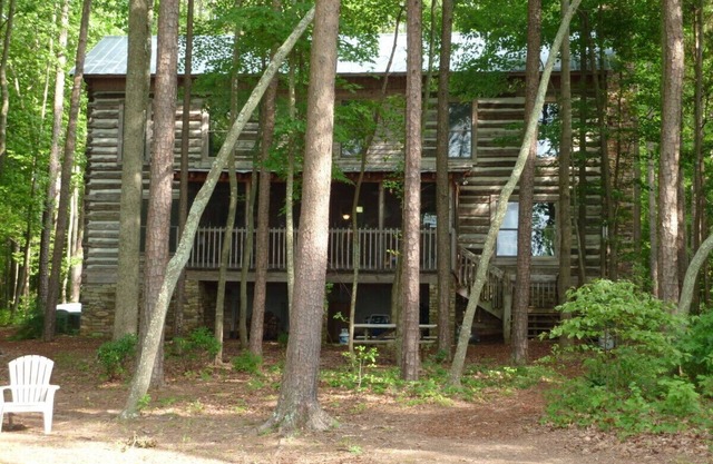 Cabane en rondins privée au bord du lac
