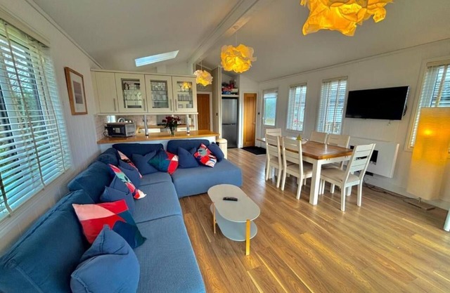 Private Lodge in a beautiful surroundings. Salcombe town 10-15 mins by car.