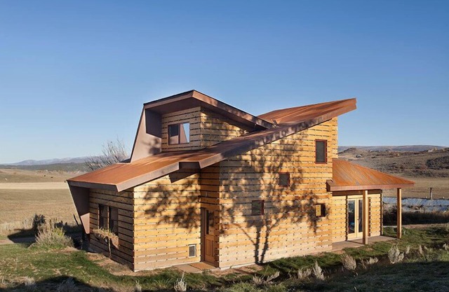Cabine moderne privée, coucher de soleil éternel, vues à 360 degrés, chevaux / chiens bienvenus