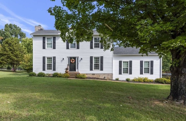 Private Neighborhood | Huge Back Yard | Game Room