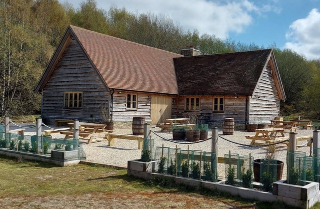 Private Oak Barn near Alton Towers & Peak District