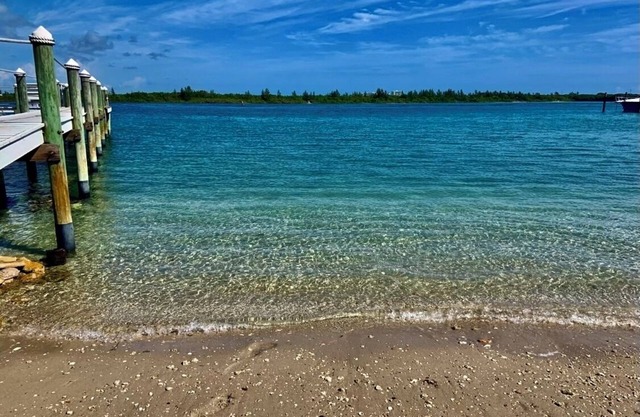 Private Ocean Beach Cottage - # 2 - 2-4 personnes